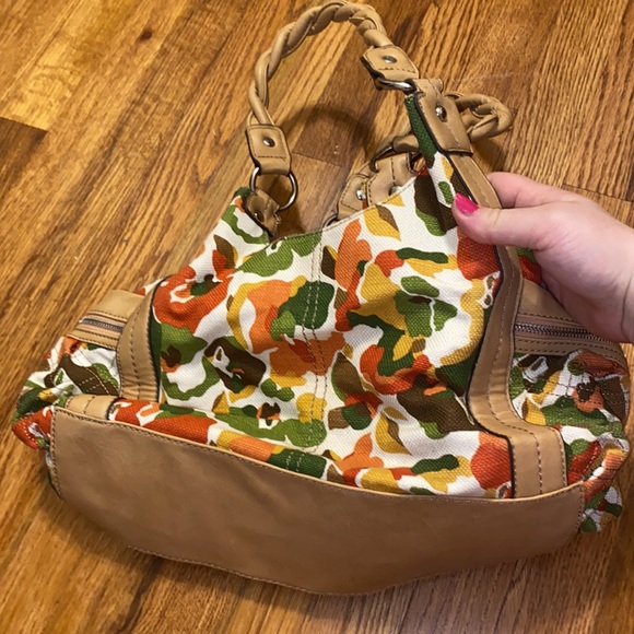 Relic Brand Collection purse - Picture 6 of 8